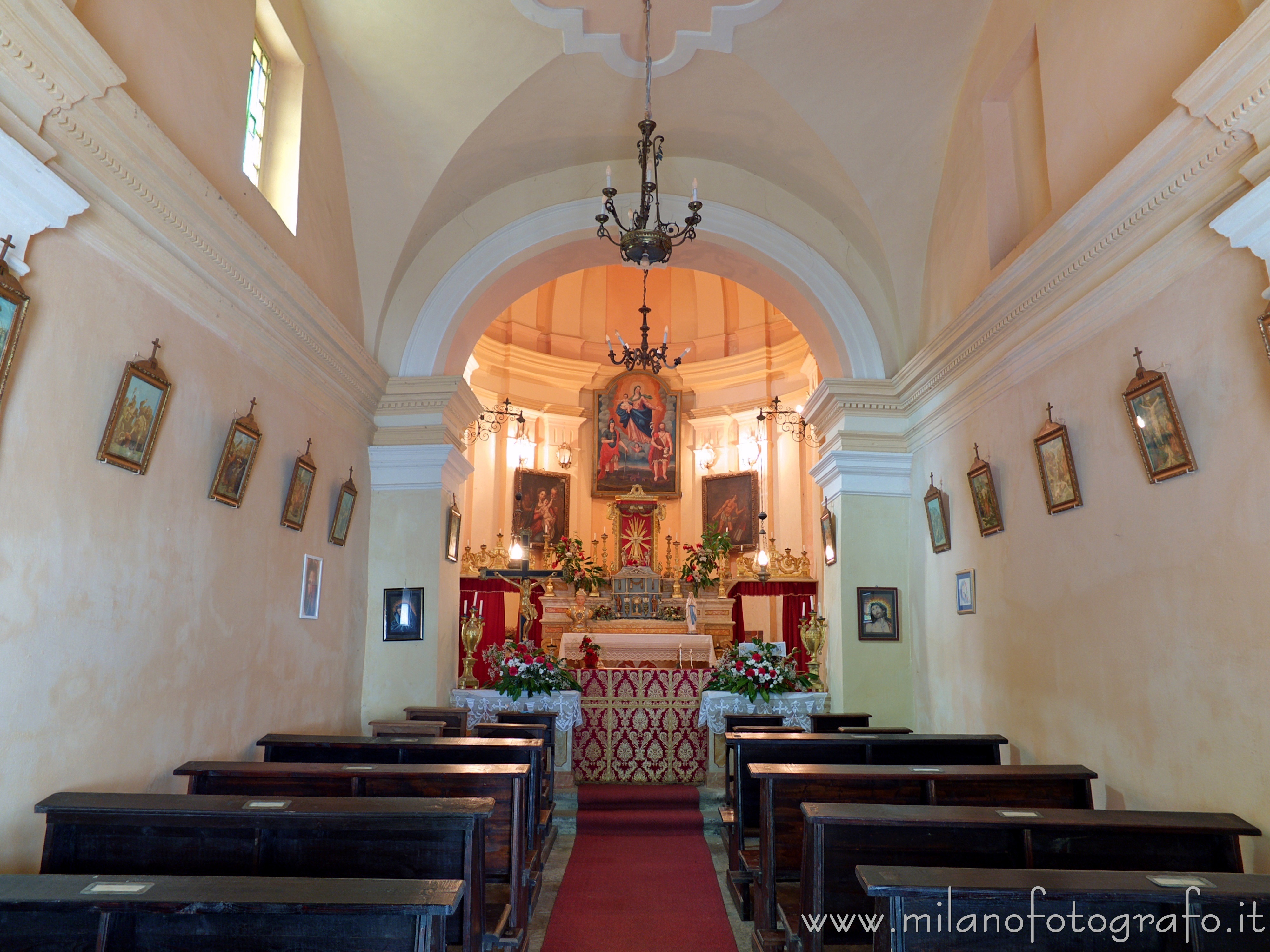 Rosazza (Biella, Italy) - Interior of the Oratory of San Defendente